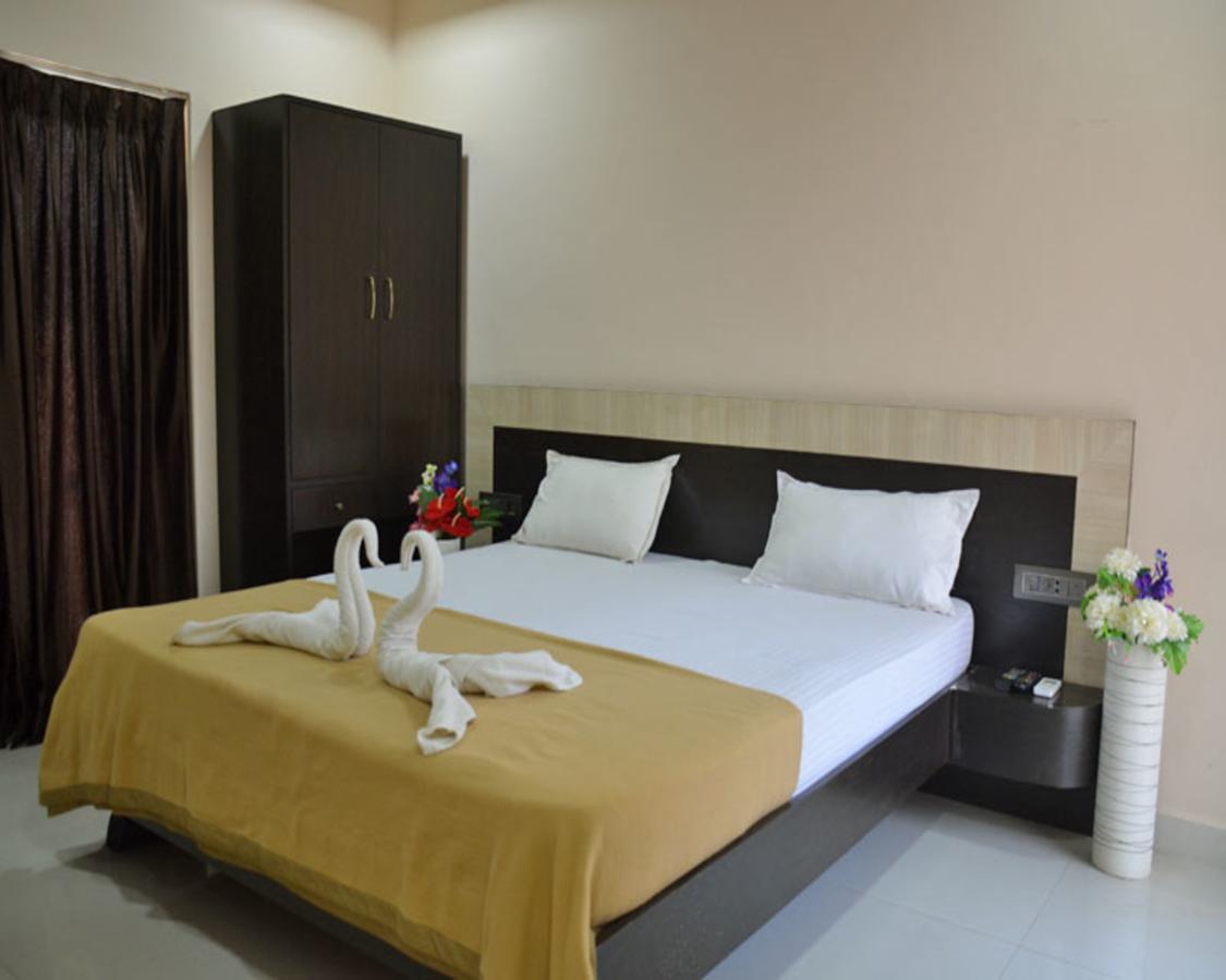 Planet Goa Beach Resort Calangute Buitenkant foto